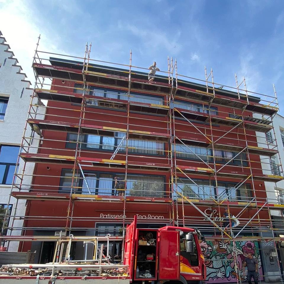 Building before the works